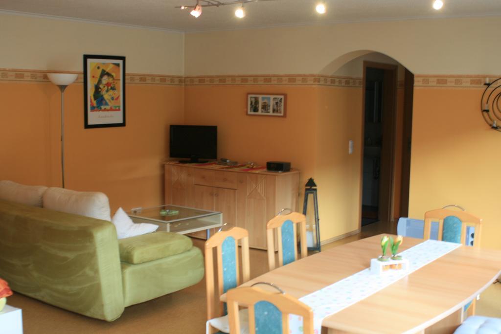 Ferienwohnung Jatta Sankt Aldegund Luaran gambar